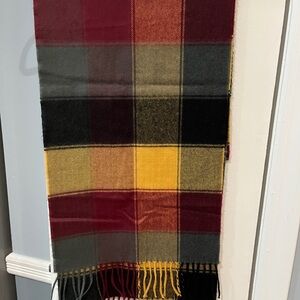 Cashmere Plaid Scarf with Fringe Unbranded